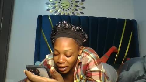 Pretty online show from March 5, 6:42 am