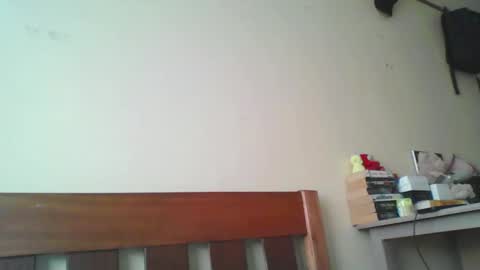 Snapshot of pretty_beib chatting on November 18, 6:40 am Karol online show from November 18, 6:40 am