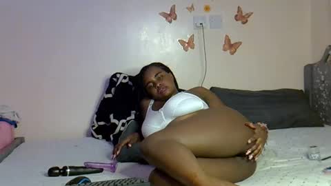 pretty_daina3 online show from November 5, 6:30 pm