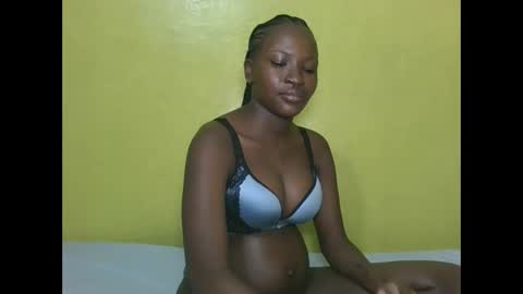 Snapshot of pretty_ebony2 chatting on March 3, 3:51 pm Anne online show from March 3, 3:51 pm