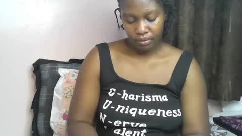 pretty_kylah online show from April 5, 7:11 pm