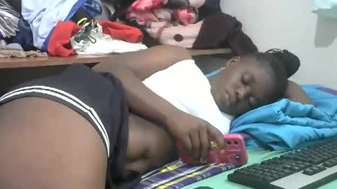 pretty_melan online show from April 9, 8:20 am