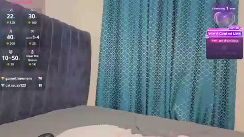 pretty_peshy online show from June 23, 7:28 am