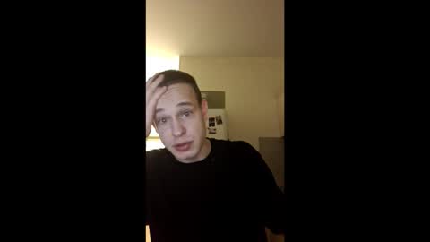 pretty_roman online show from March 12, 5:30 pm