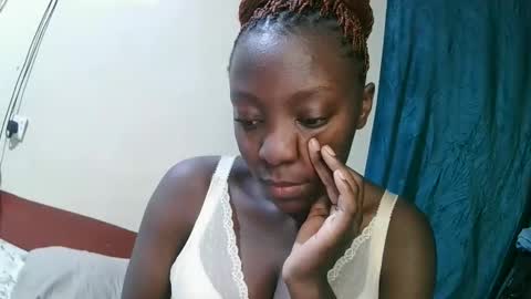 pretty_tiffany1 online show from April 3, 7:23 pm