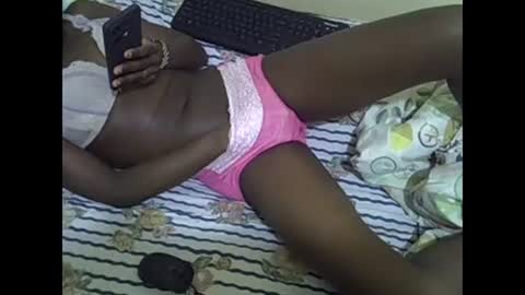 prettyalma online show from January 15, 6:08 pm