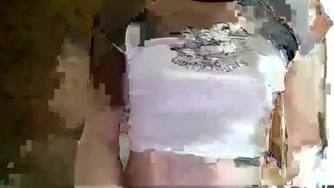 Snapshot of prettybella_7 chatting on May 11, 7:03 am Bella online show from May 11, 7:03 am