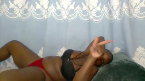 SHANIA online show from May 5, 6:27 pm