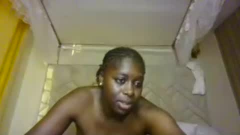 prettydulce online show from July 4, 3:07 pm
