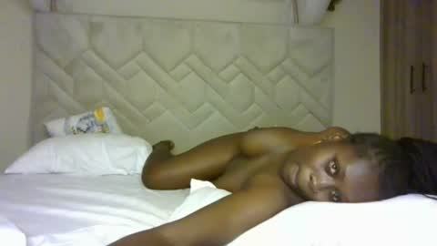 prettydulce online show from July 28, 3:21 pm