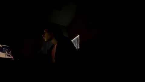 Snapshot of prettyfacefemale chatting on February 1, 8:29 pm prettyfacefemale online show from February 1, 8:29 pm