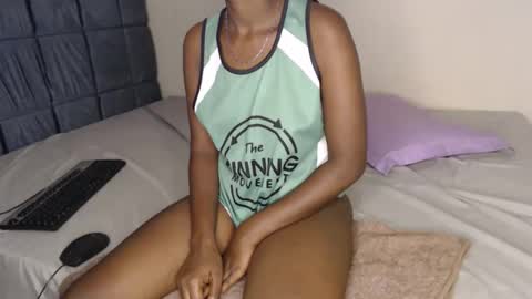 prettygree online show from February 27, 12:05 pm