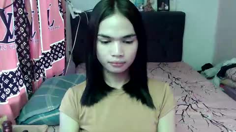 prettykhelcy online show from June 7, 2:48 am