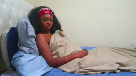 prettylondond online show from July 14, 2:05 am