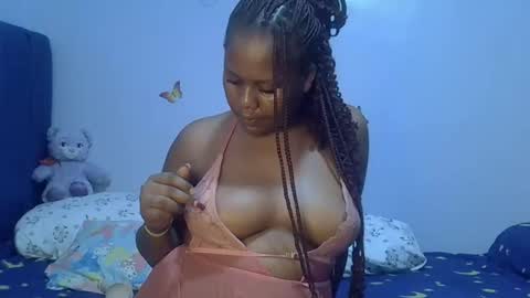 Snapshot of prettymel1 chatting on March 13, 9:43 pm prettymel1 online show from March 13, 9:43 pm