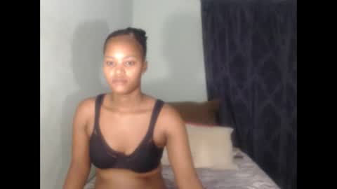 prettynyash online show from February 24, 10:14 pm