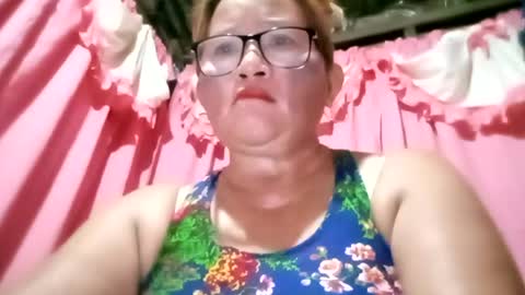 prettyrose01 online show from June 11, 8:51 pm