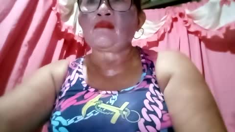 prettyrose01 online show from June 12, 12:26 pm