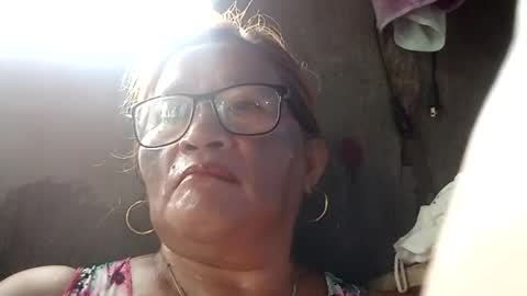 prettyrose01 online show from June 14, 12:08 am