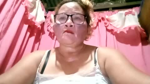 prettyrose01 online show from June 29, 12:38 pm