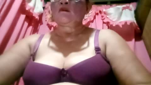 prettyrose01 online show from July 4, 1:50 pm