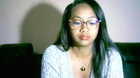Snapshot of prettysexy3601 chatting on June 25, 2:11 am prettysexy3601 online show from June 25, 2:11 am