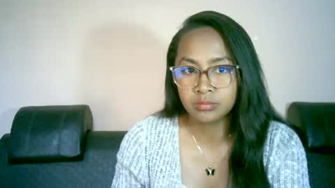 Snapshot of prettysexy3601 chatting on June 29, 11:43 am prettysexy3601 online show from June 29, 11:43 am