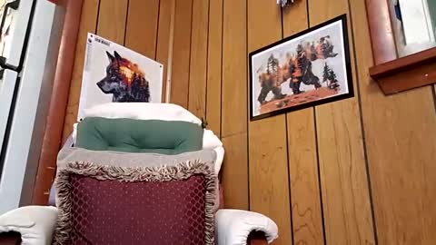 prettysolidd7 online show from December 3, 11:57 pm