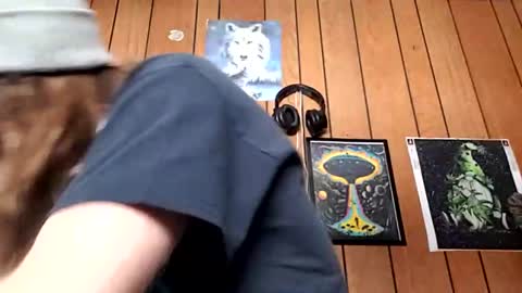 prettysolidd7 online show from January 5, 7:17 pm