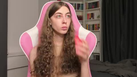 Snapshot of prettysomething chatting on July 5, 5:03 am Sophie next stream will be at Monday i will wait you guys online show from July 5, 5:03 am