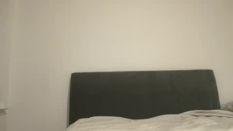 prettyyykittyyy22 online show from June 15, 3:42 am