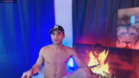 pridelgtbi online show from October 30, 7:14 pm