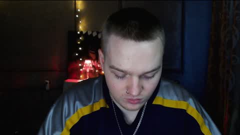 Snapshot of princ4real chatting on January 14, 5:19 am prince online show from January 14, 5:19 am