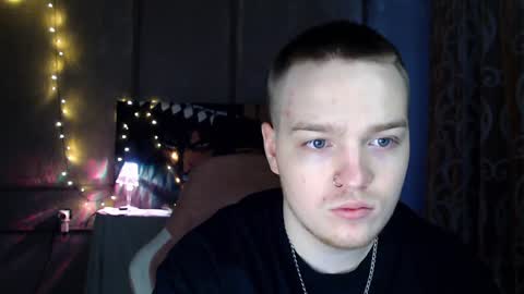 Snapshot of princ4real chatting on January 19, 5:48 am prince online show from January 19, 5:48 am