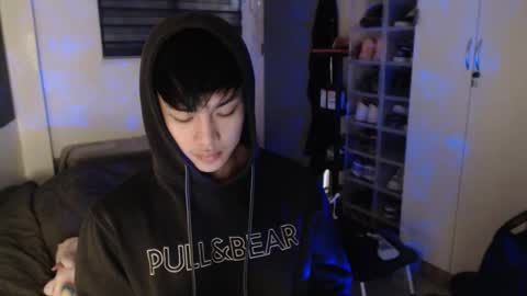 Prince Adrian online show from February 1, 3:38 am