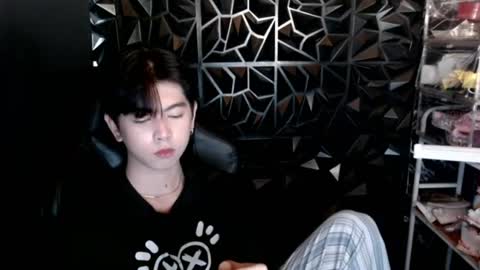 princecalix online show from July 15, 5:18 pm