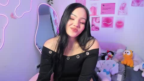 Snapshot of princess_saris chatting on May 30, 6:27 pm online show from May 30, 6:27 pm