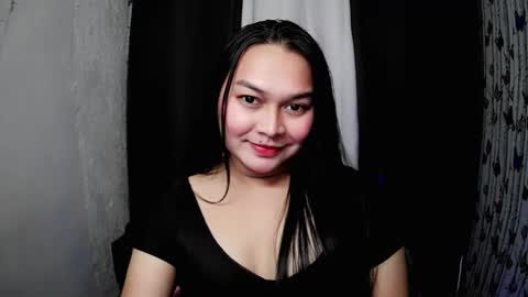 Snapshot of princessaimi69 chatting on December 19, 9:11 pm Aimi online show from December 19, 9:11 pm