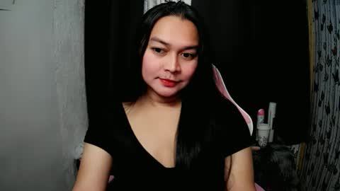 Snapshot of princessaimi69 chatting on February 12, 10:27 pm Aimi online show from February 12, 10:27 pm