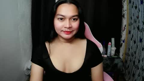 Snapshot of princessaimi69 chatting on February 27, 1:16 am Aimi online show from February 27, 1:16 am