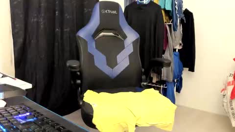 miss me check out my YT   online show from February 17, 12:48 pm