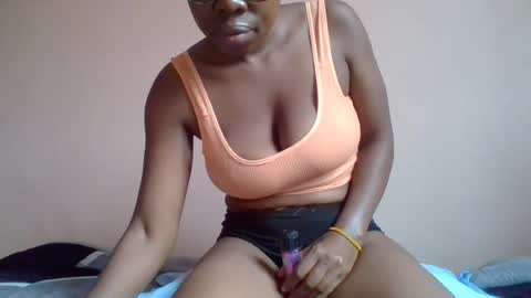 princessg63 online show from July 28, 7:48 am