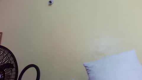 phelly online show from April 10, 4:39 am