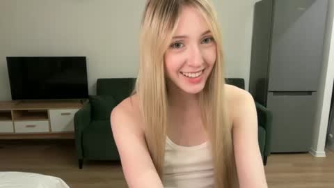 Kate online show from May 26, 4:58 pm