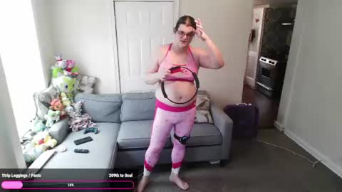 PuppyAshley online show from July 28, 5:23 pm