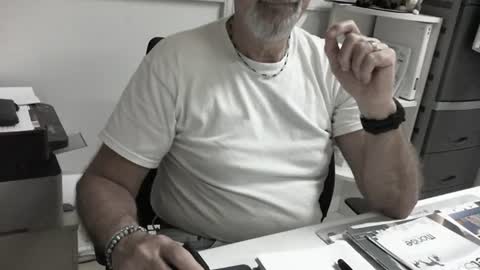 mature hairy guy online show from June 20, 3:37 pm