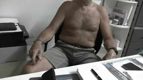 mature hairy guy online show from August 5, 4:54 pm