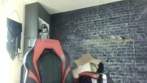 Krystle online show from April 20, 3:04 pm