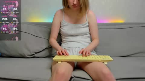 puddingpantie online show from April 17, 5:38 pm