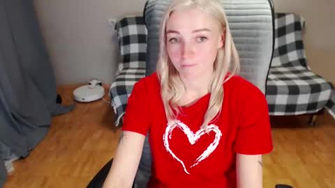 Polly online show from February 13, 2:35 pm